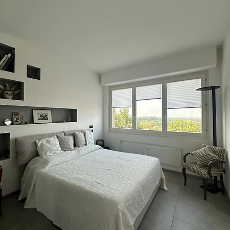Modern Flat With A Stunning View In Cuneo Center Exterior photo